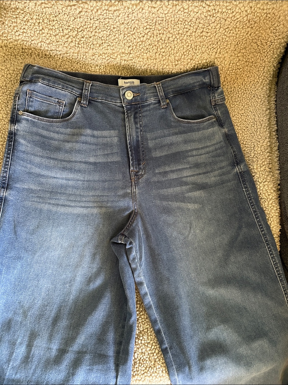 Kensie Medium Wash Blue Wide leg Jeans